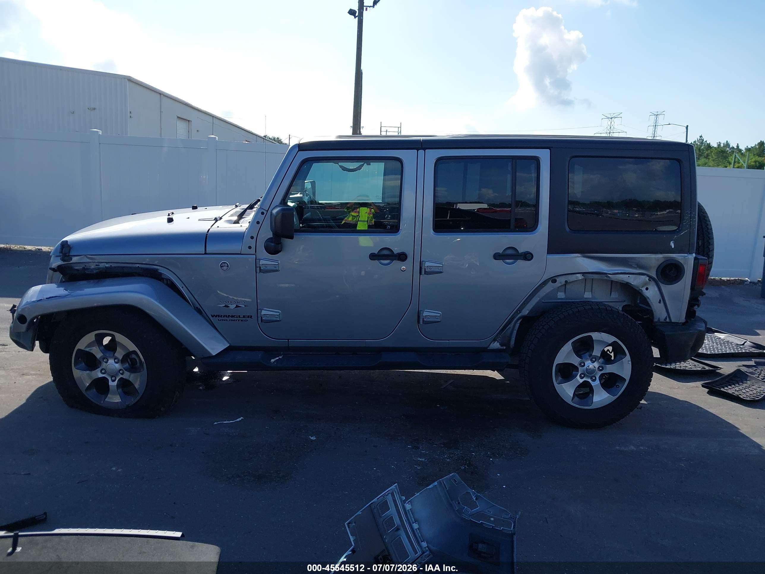 2016 JEEP WRANGLER UNLIMITED SAHARA