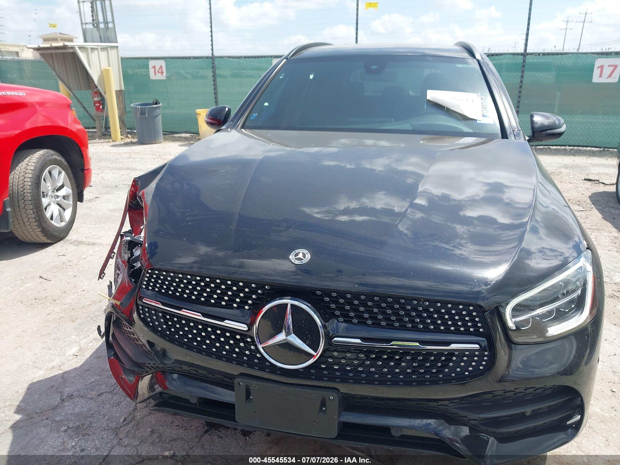 2021 MERCEDES-BENZ GLC 300 SUV