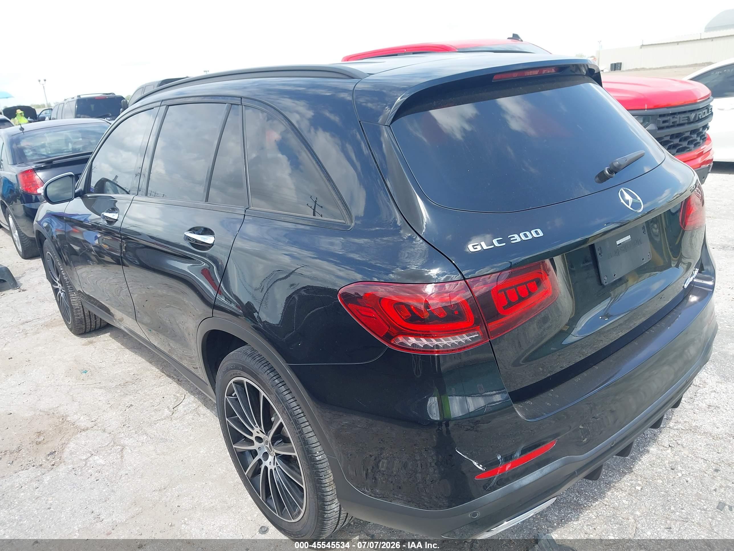 2021 MERCEDES-BENZ GLC 300 SUV