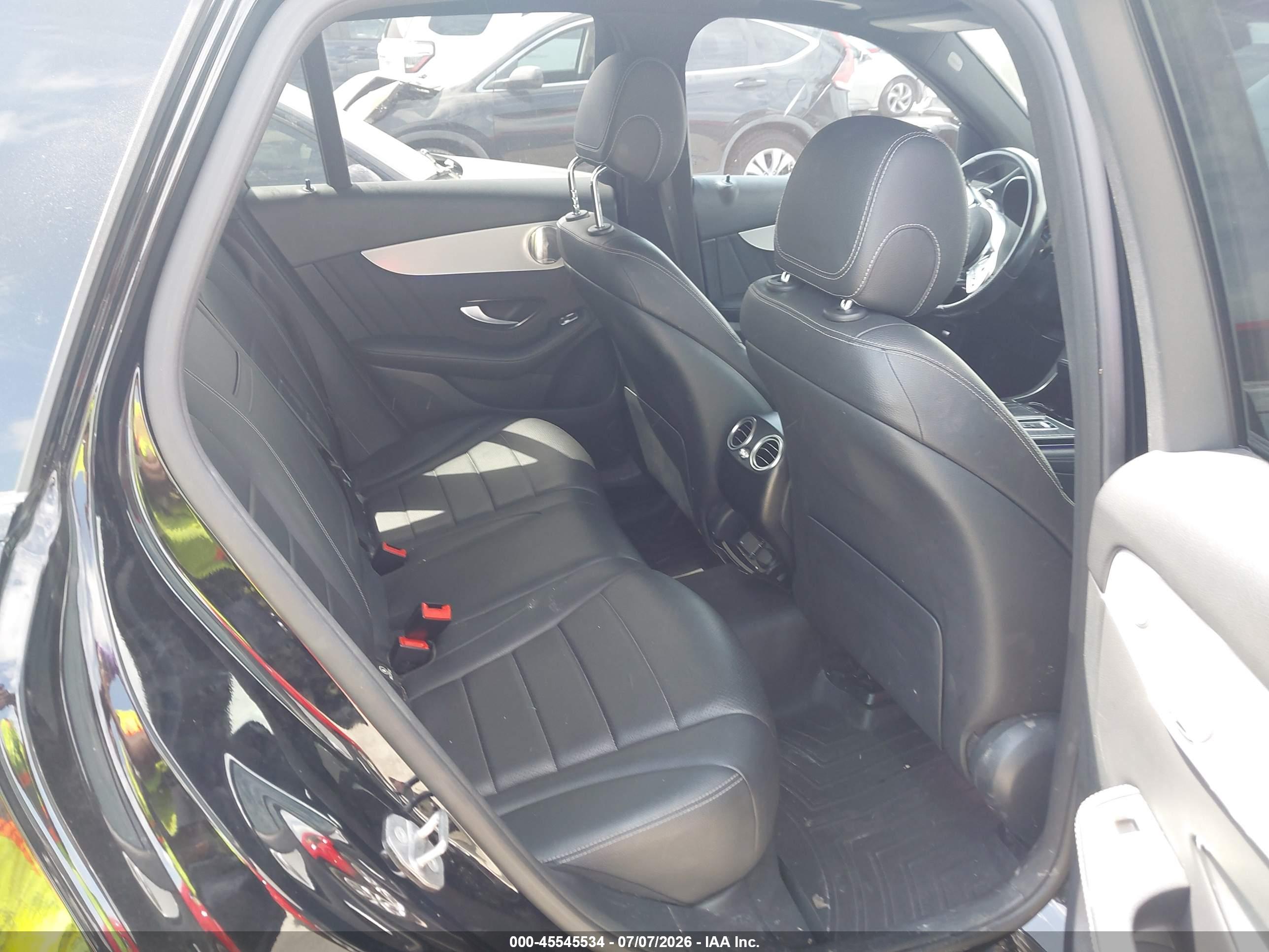 2021 MERCEDES-BENZ GLC 300 SUV