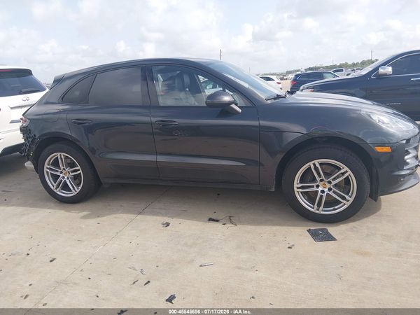 2019 PORSCHE MACAN
