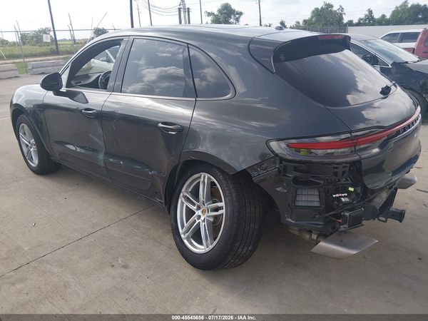 2019 PORSCHE MACAN