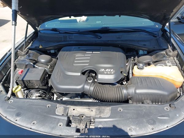 2016 DODGE CHARGER SE