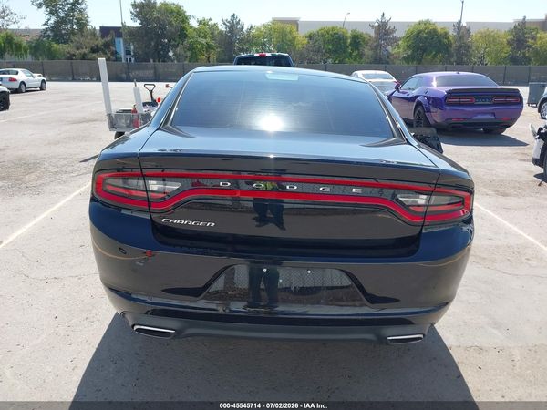 2016 DODGE CHARGER SE
