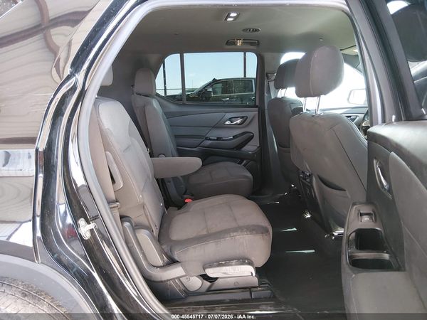 2023 CHEVROLET TRAVERSE FWD LT CLOTH — I8
