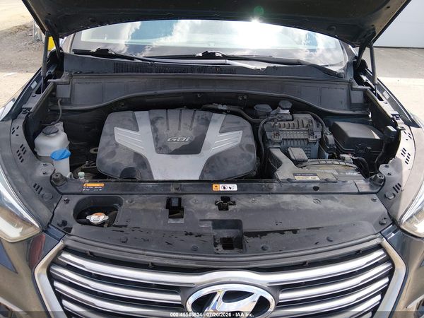 2017 HYUNDAI SANTA FE SE