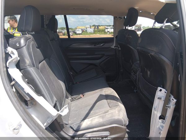 2023 JEEP GRAND CHEROKEE L LAREDO 4X4