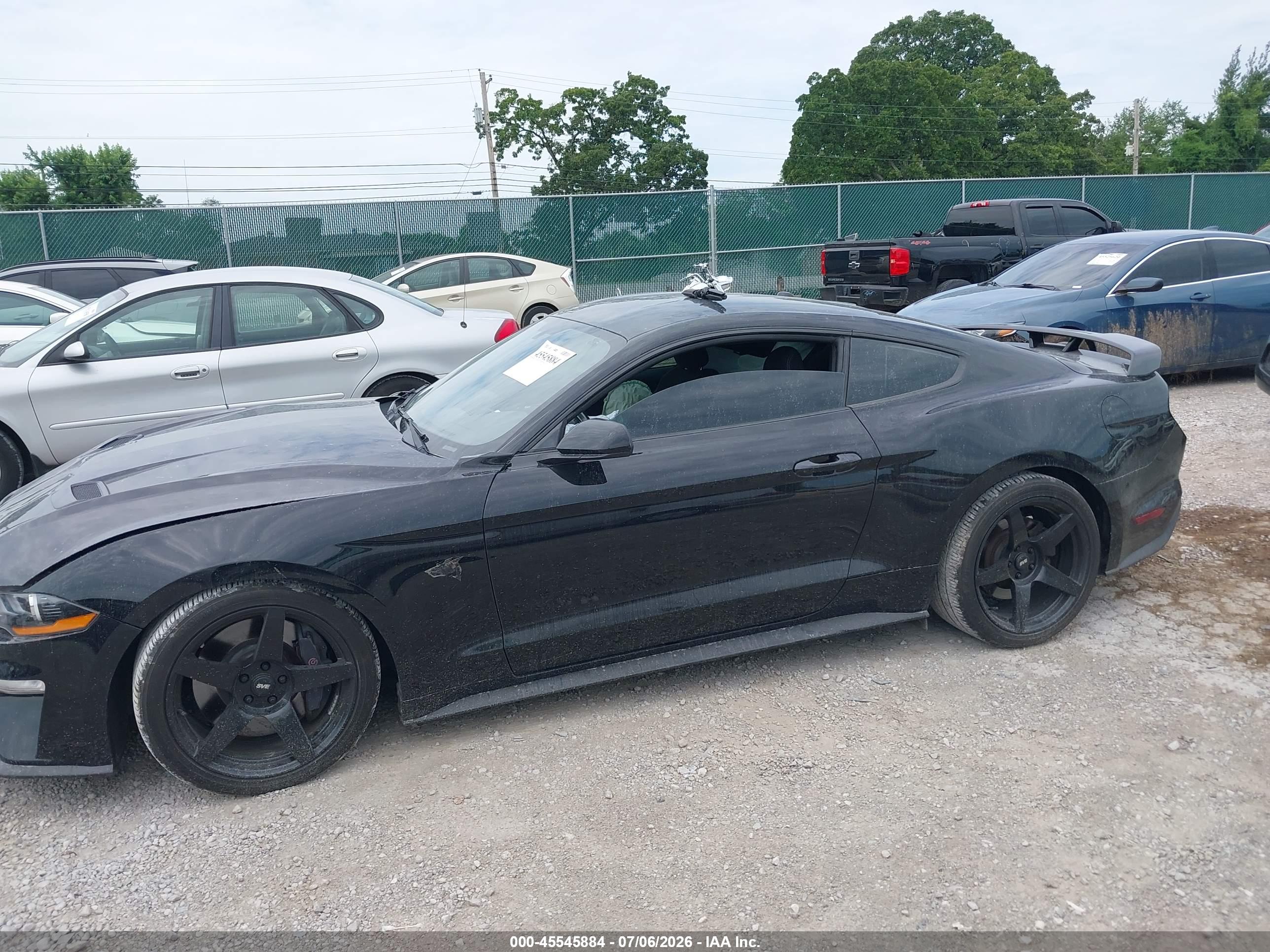 2020 FORD MUSTANG
