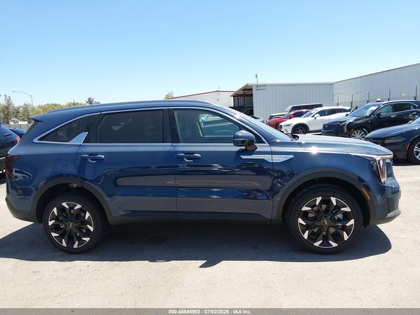 2026 KIA SORENTO EX