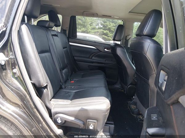 2017 TOYOTA HIGHLANDER XLE