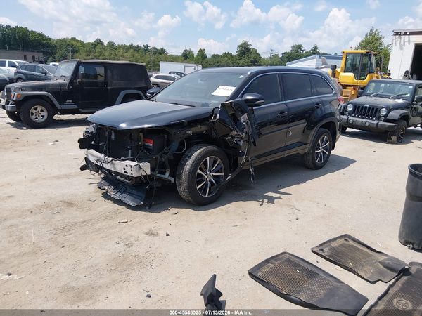 2017 TOYOTA HIGHLANDER XLE