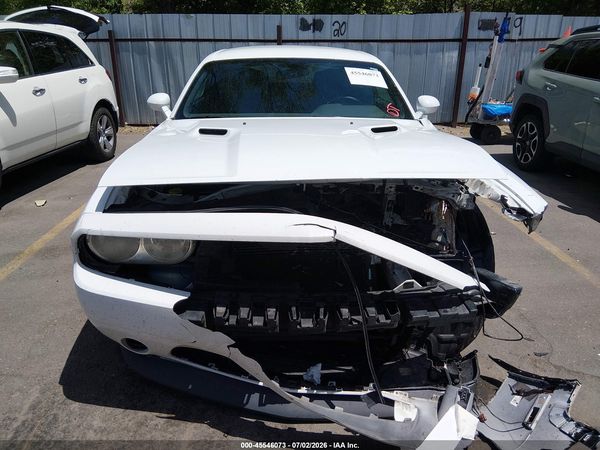 2014 DODGE CHALLENGER SXT