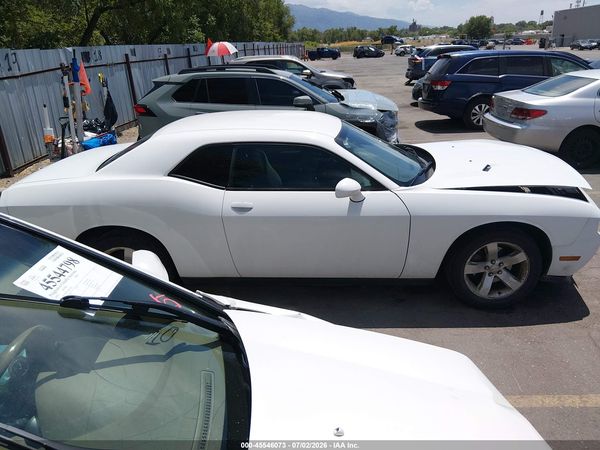 2014 DODGE CHALLENGER SXT