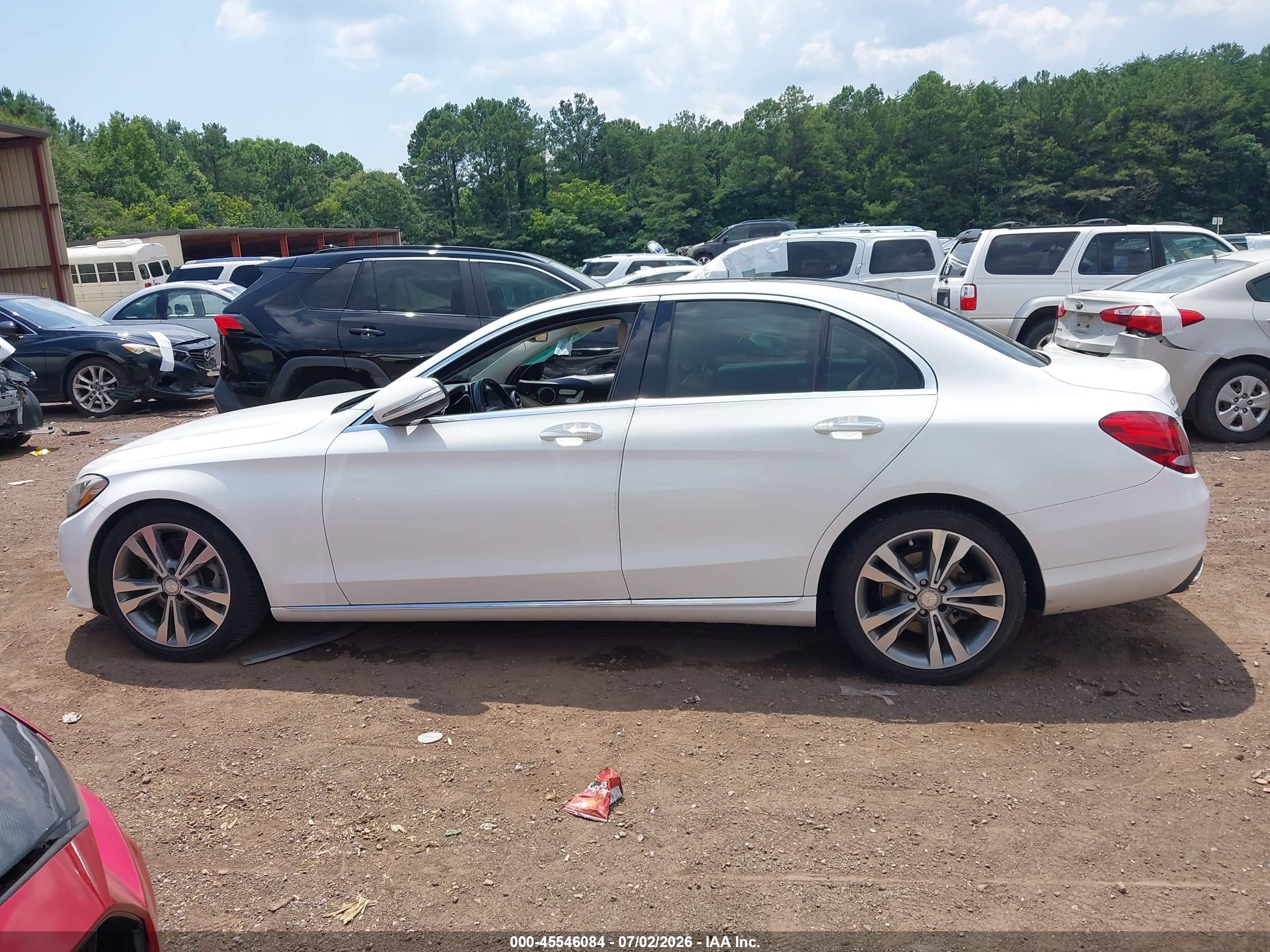 2015 MERCEDES-BENZ C 300 Base