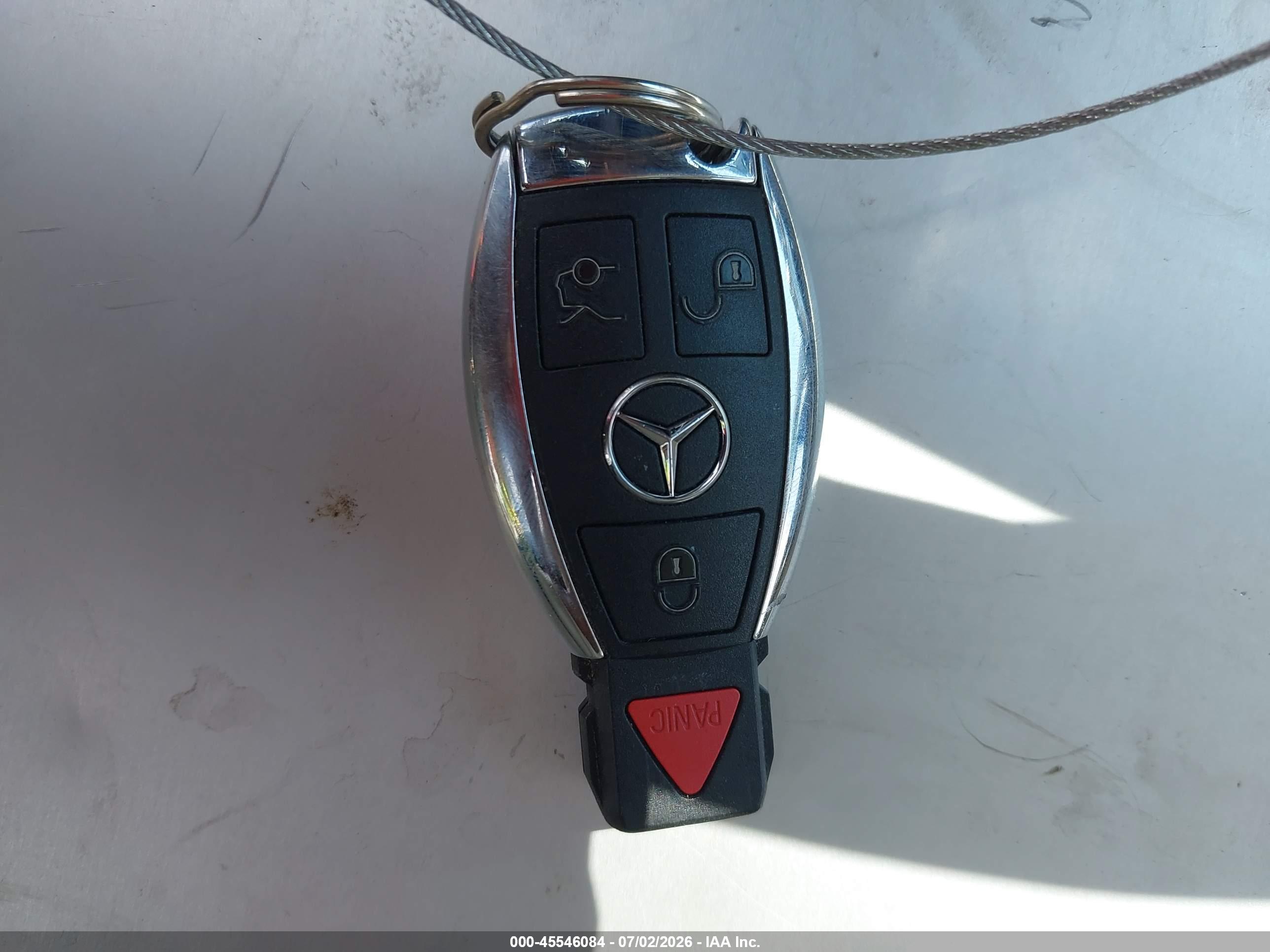 2015 MERCEDES-BENZ C 300 Base