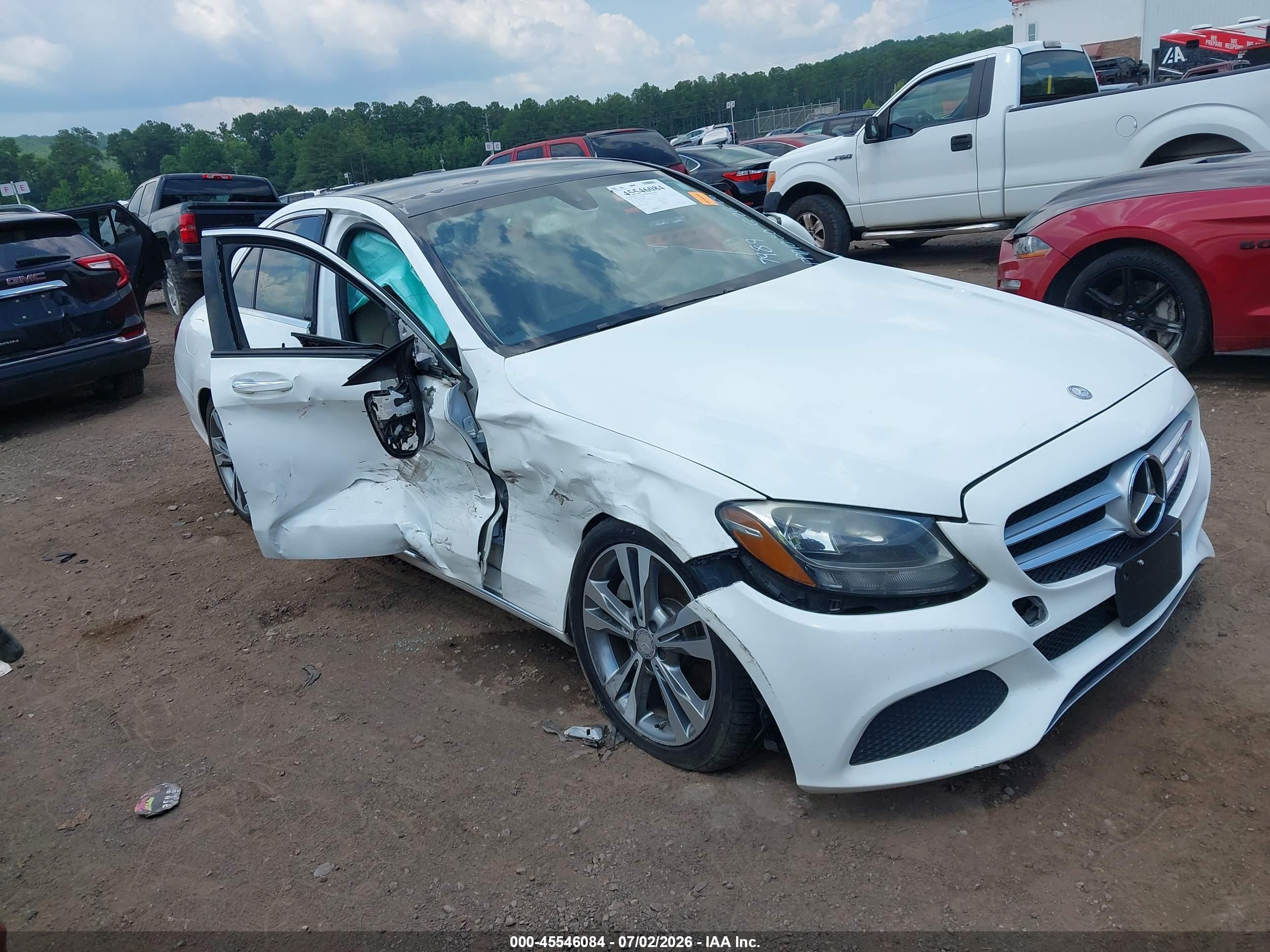2015 MERCEDES-BENZ C 300 Base