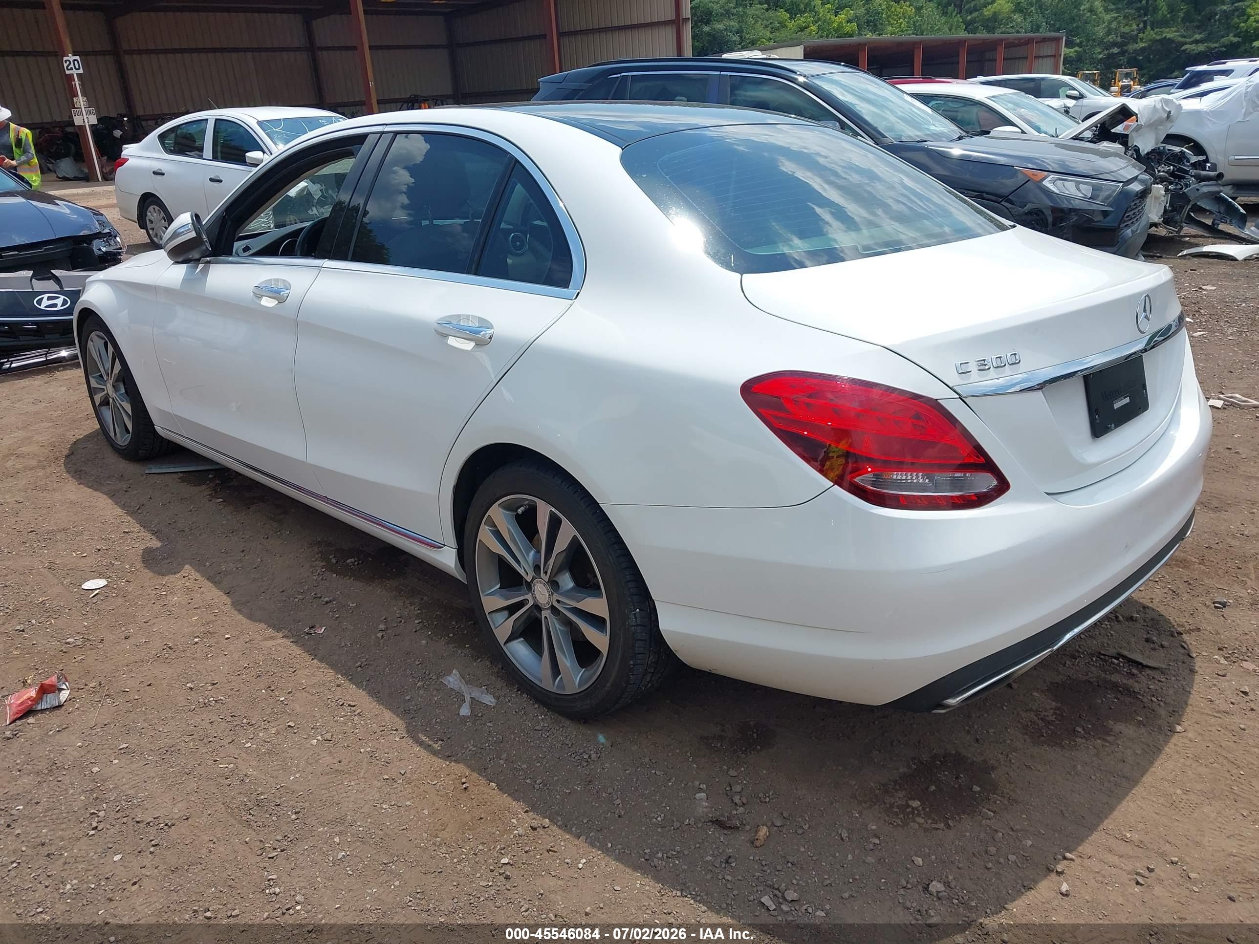 2015 MERCEDES-BENZ C 300 Base