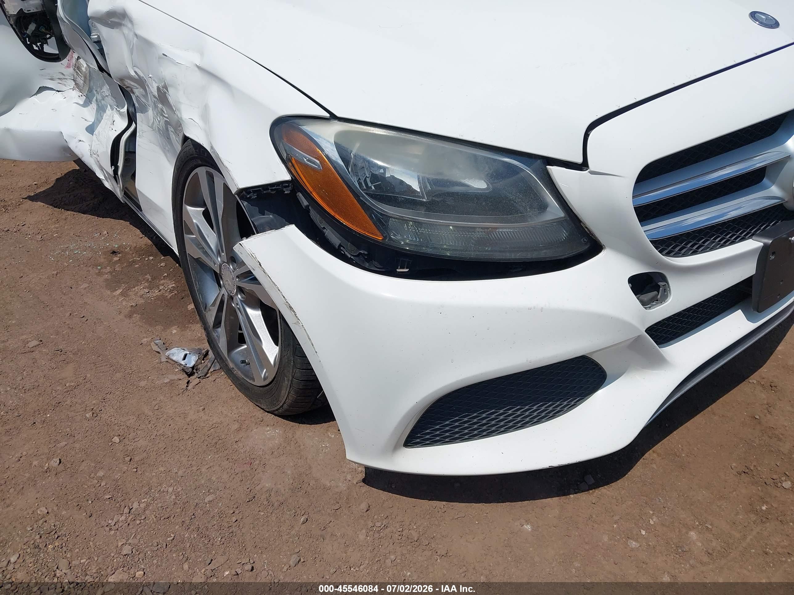 2015 MERCEDES-BENZ C 300 Base