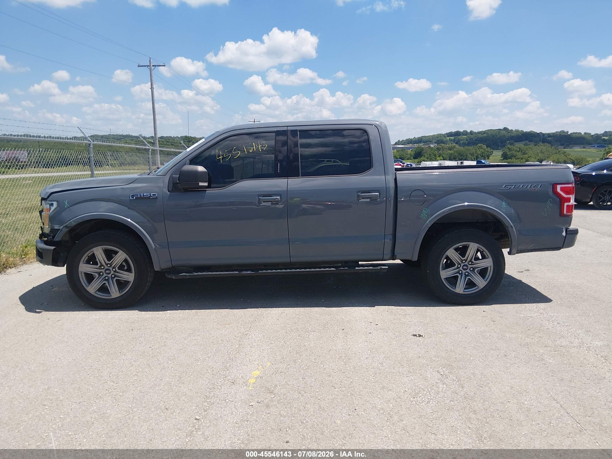 2019 FORD F-150 XLT