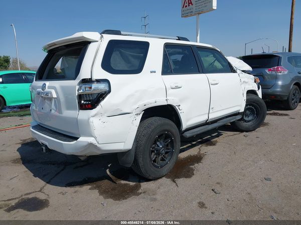 2019 TOYOTA 4RUNNER SR5