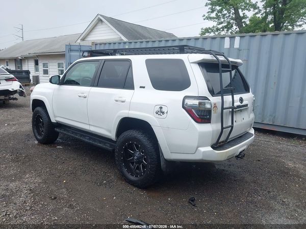2018 TOYOTA 4RUNNER SR5