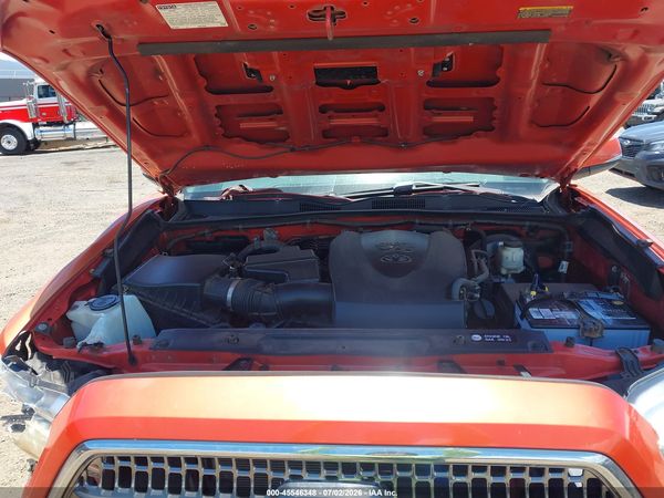 2016 TOYOTA TACOMA SR5 V6