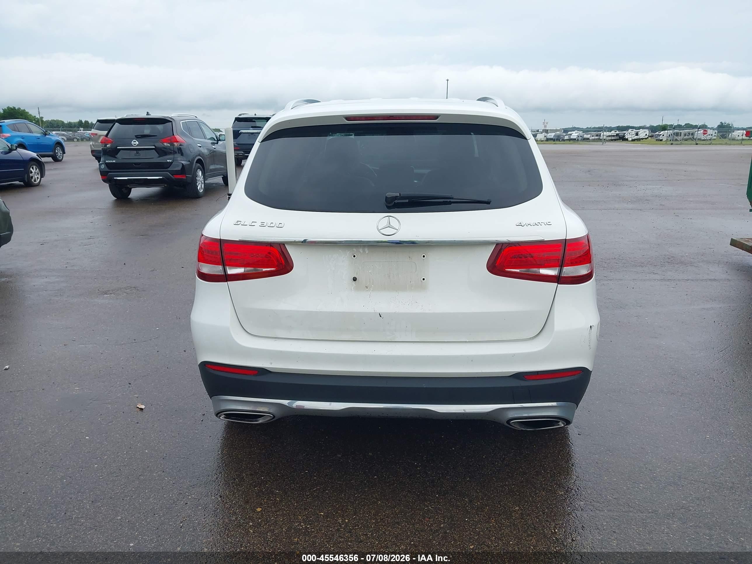 2019 MERCEDES-BENZ GLC 300 4MATIC