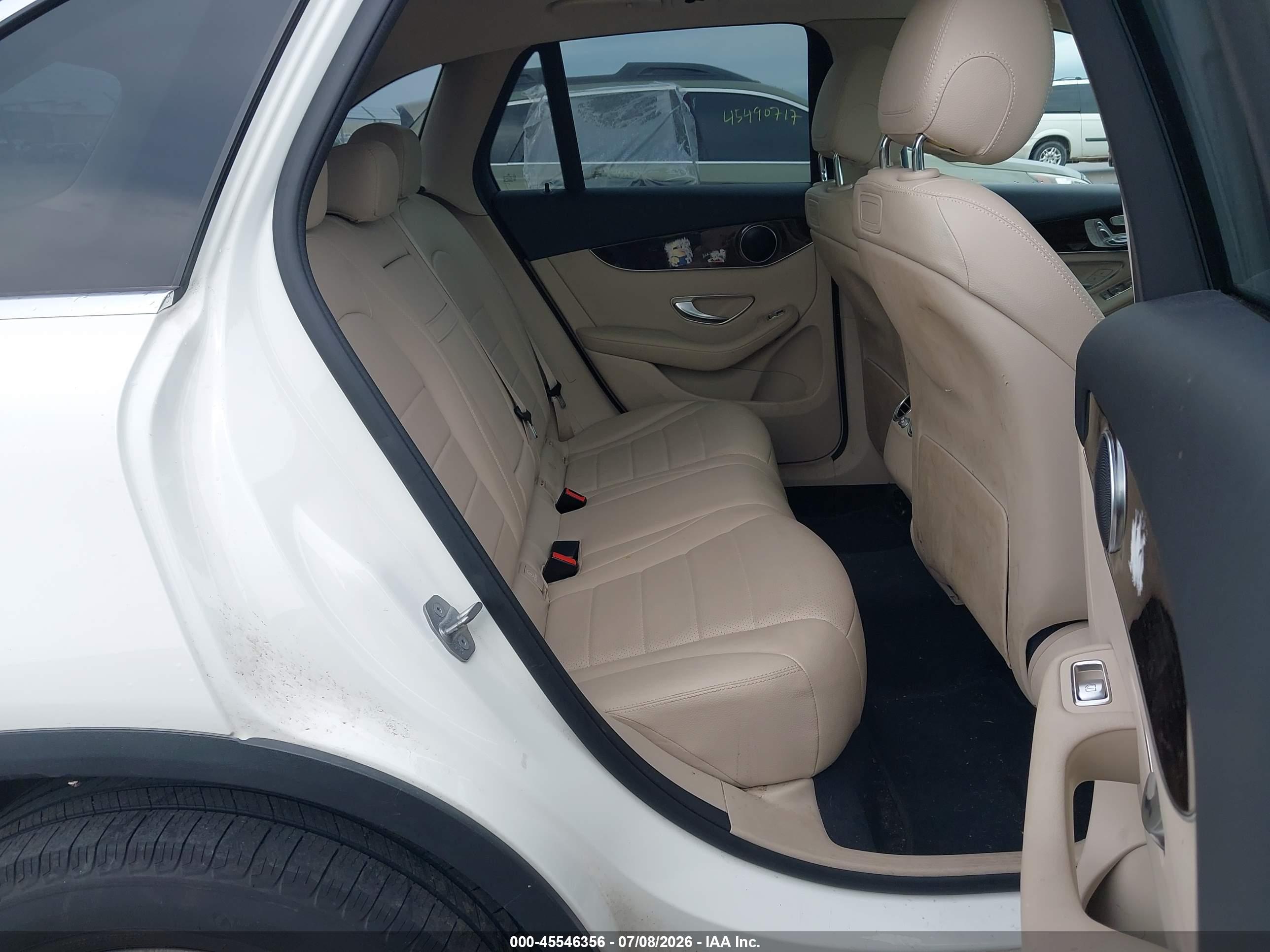 2019 MERCEDES-BENZ GLC 300 4MATIC