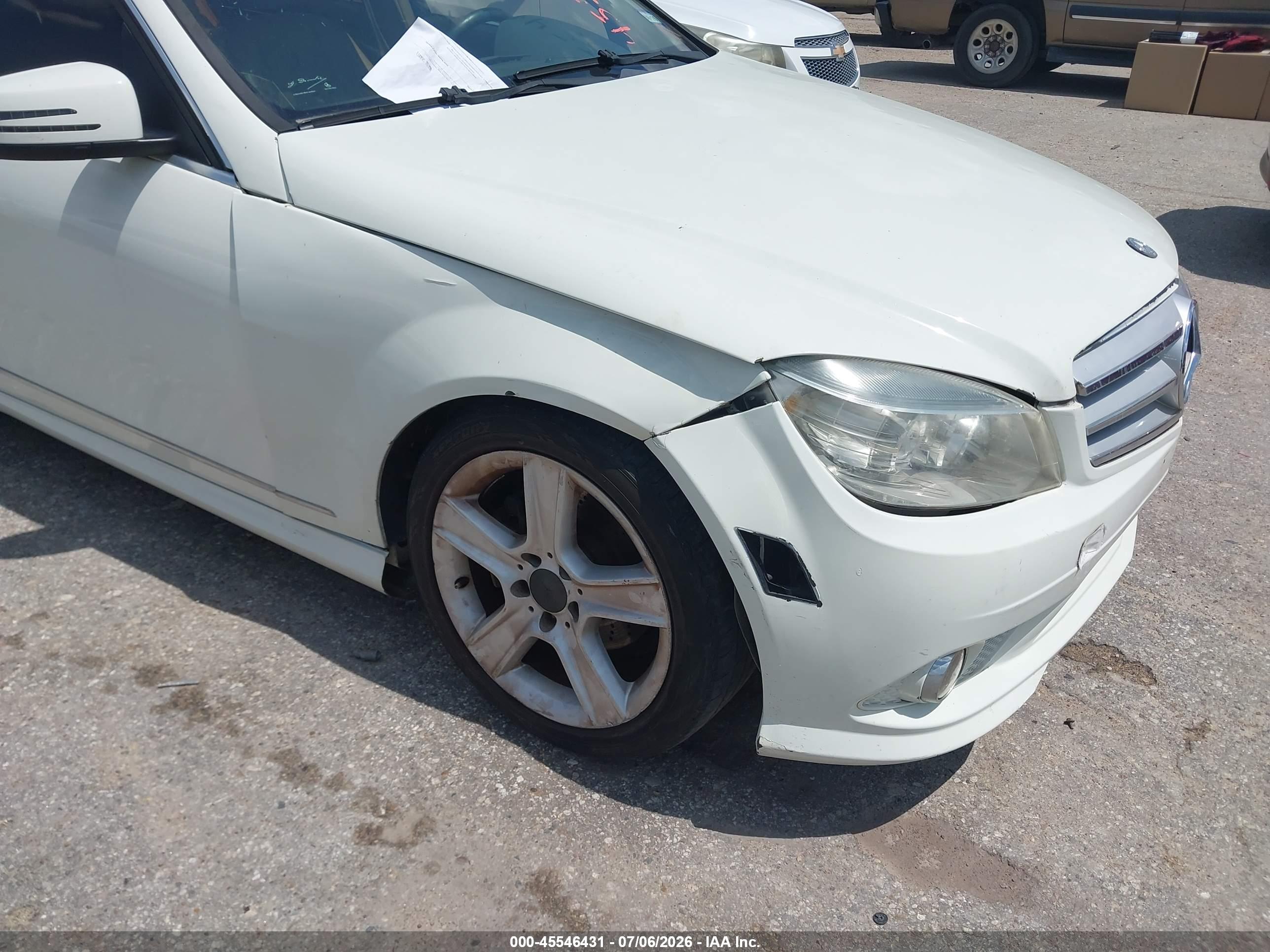 2010 MERCEDES-BENZ C 300 C300