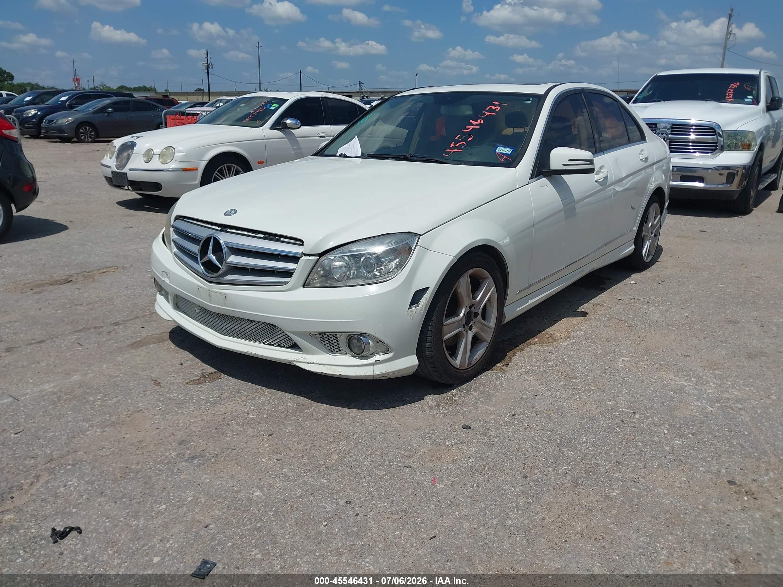 2010 MERCEDES-BENZ C 300 C300