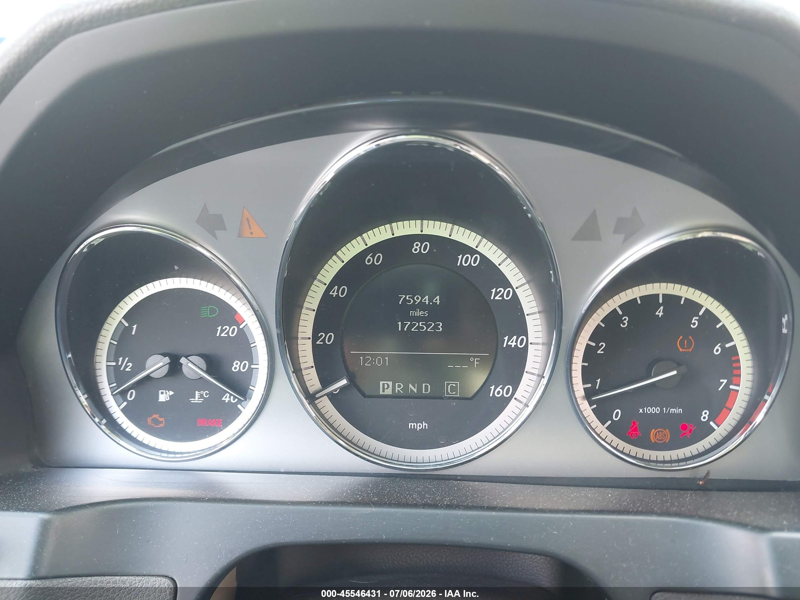 2010 MERCEDES-BENZ C 300 C300