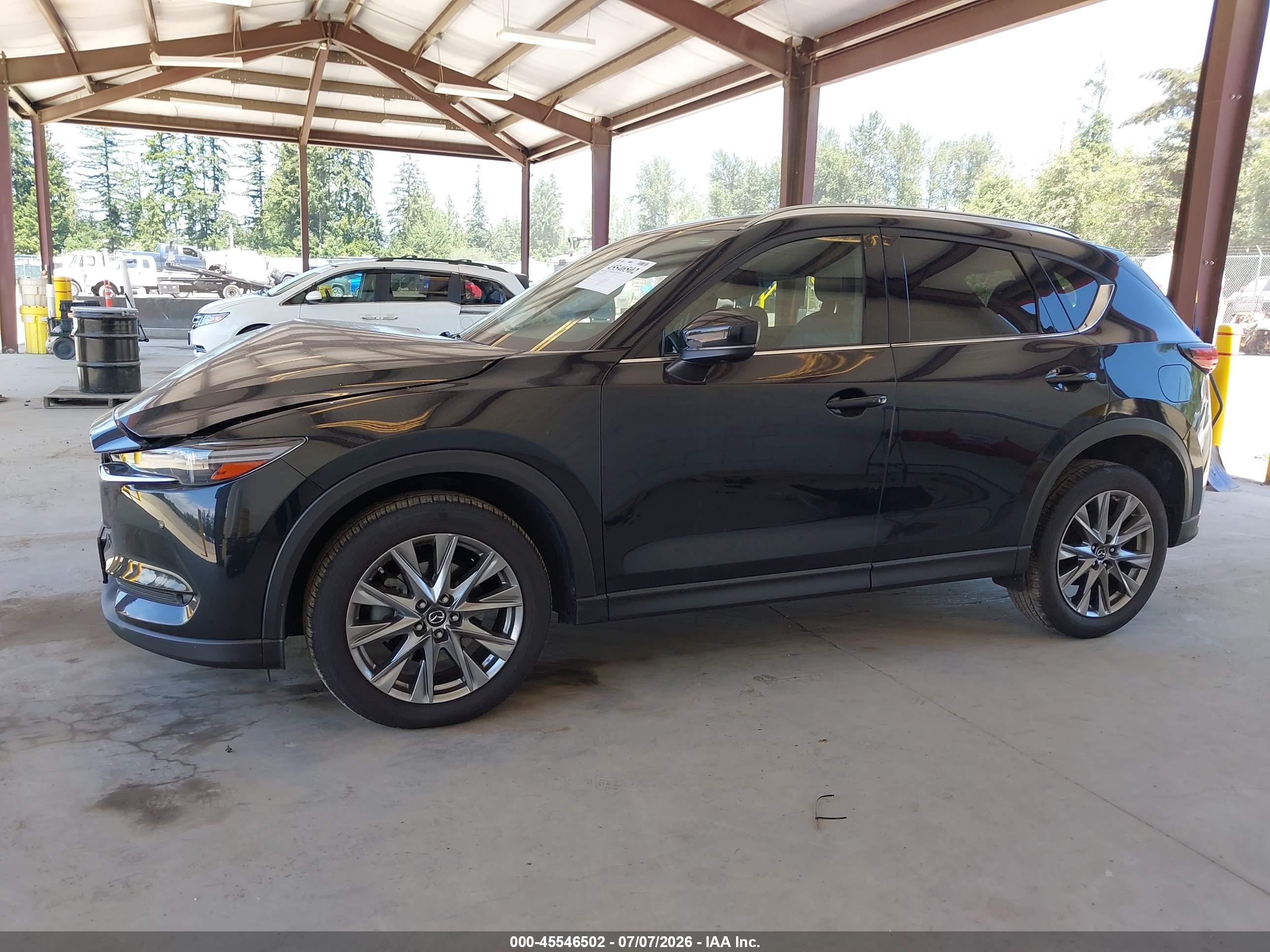 2019 MAZDA CX-5 SIGNATURE