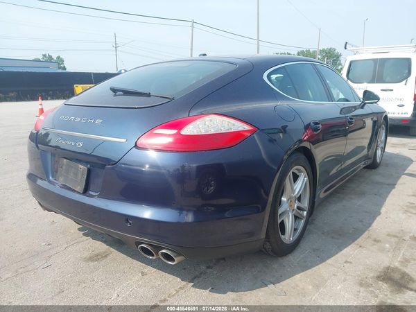 2010 PORSCHE PANAMERA 4S