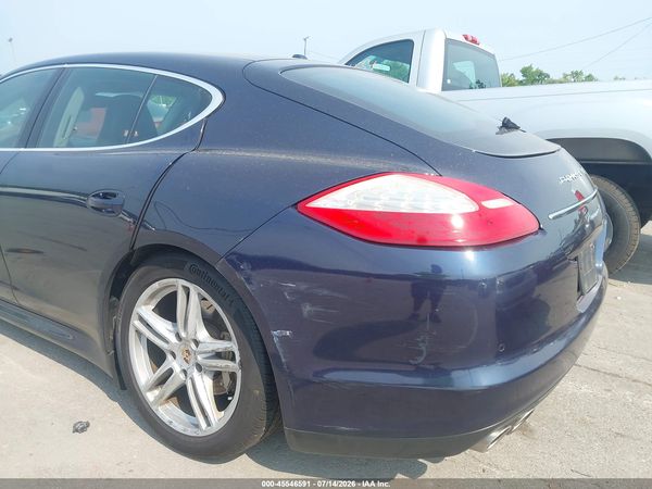 2010 PORSCHE PANAMERA 4S