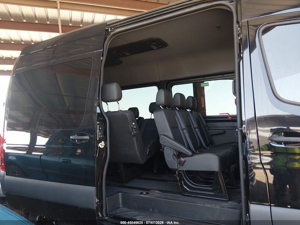2025 MERCEDES-BENZ SPRINTER 2500