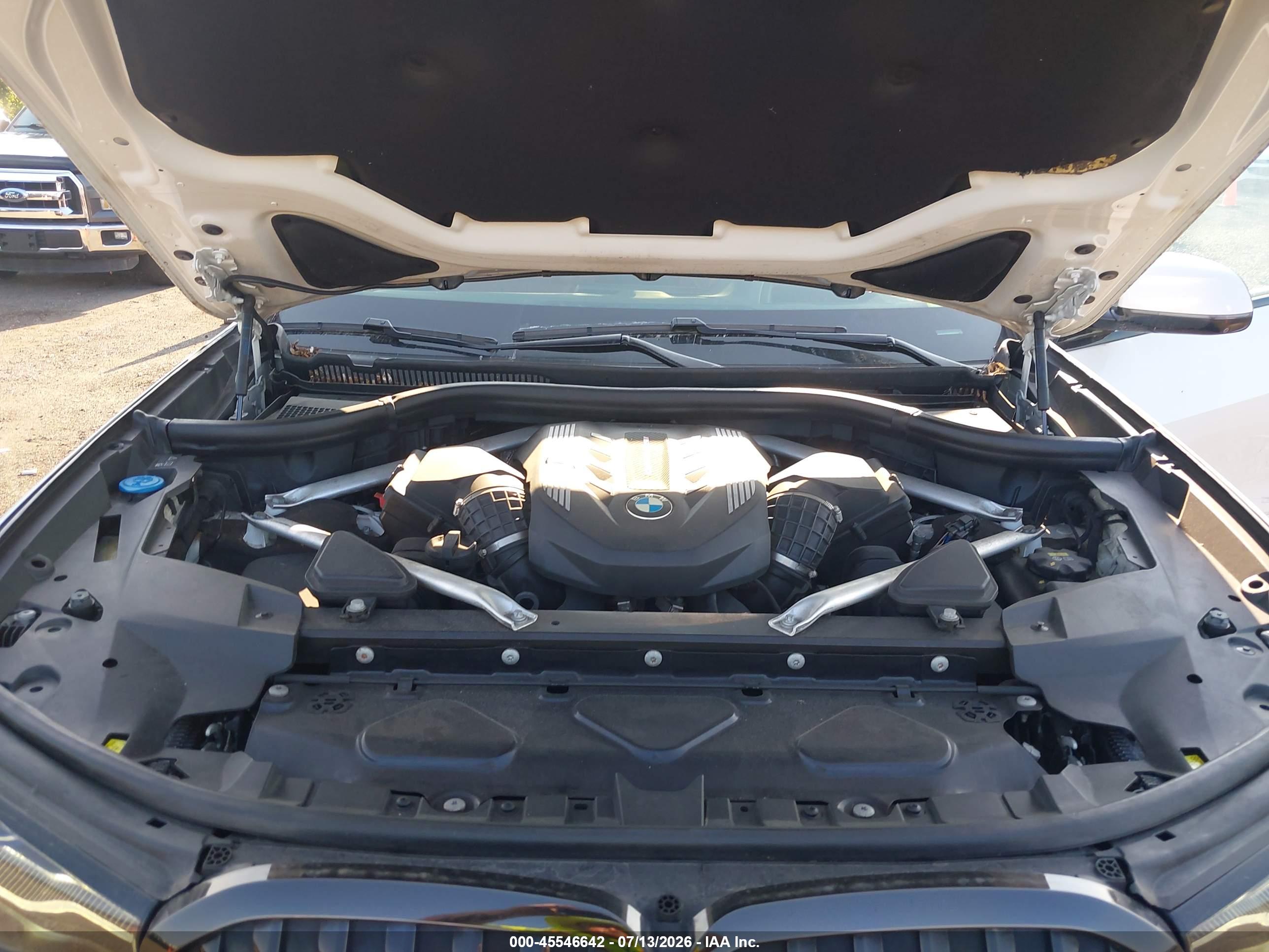 2021 BMW X7 M50I