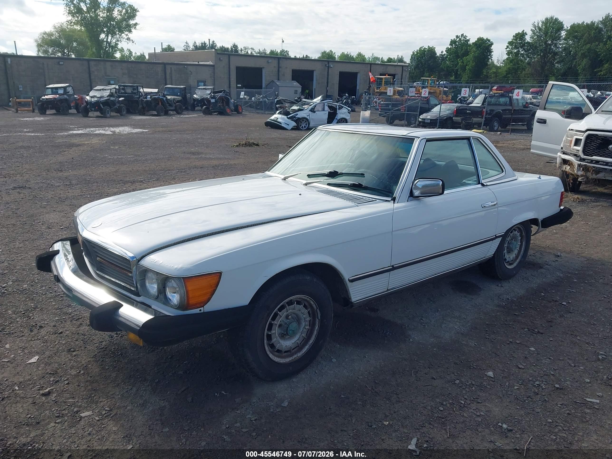 1979 MERCEDES-BENZ CAR