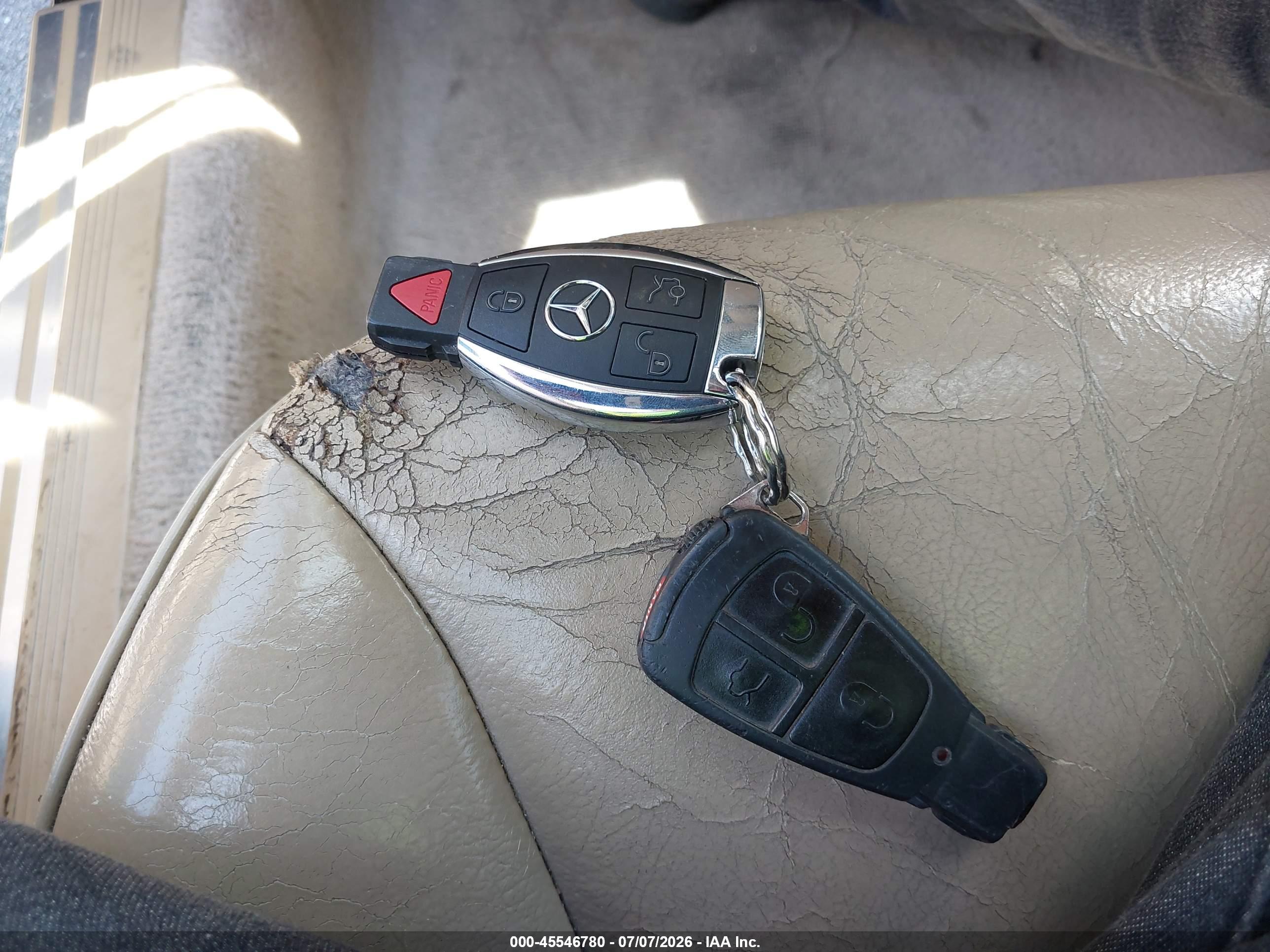 1999 MERCEDES-BENZ E 320 E320