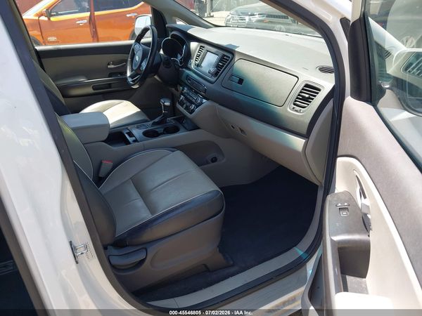 2017 KIA SEDONA LX