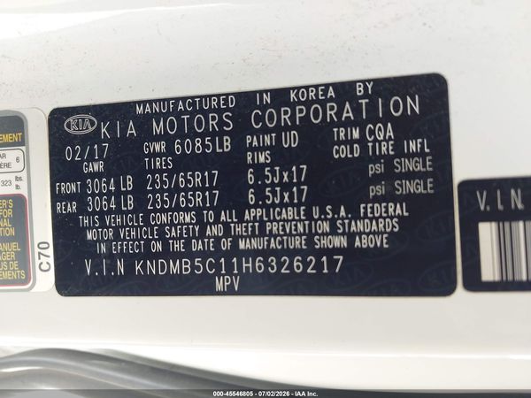 2017 KIA SEDONA LX