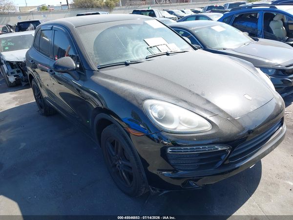 2012 PORSCHE CAYENNE