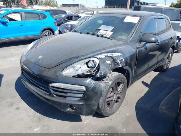 2012 PORSCHE CAYENNE
