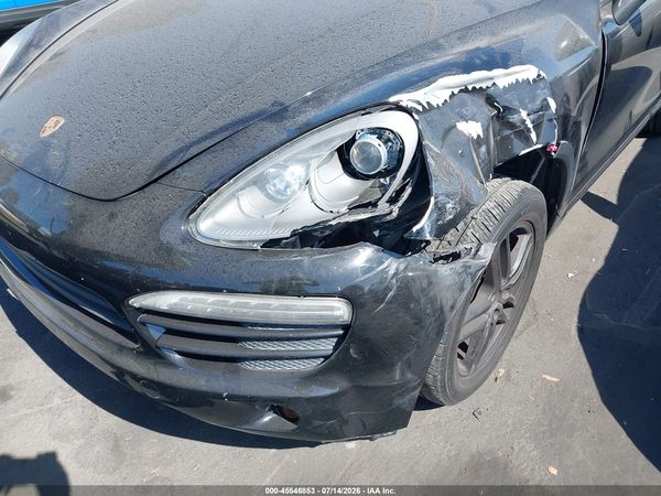 2012 PORSCHE CAYENNE