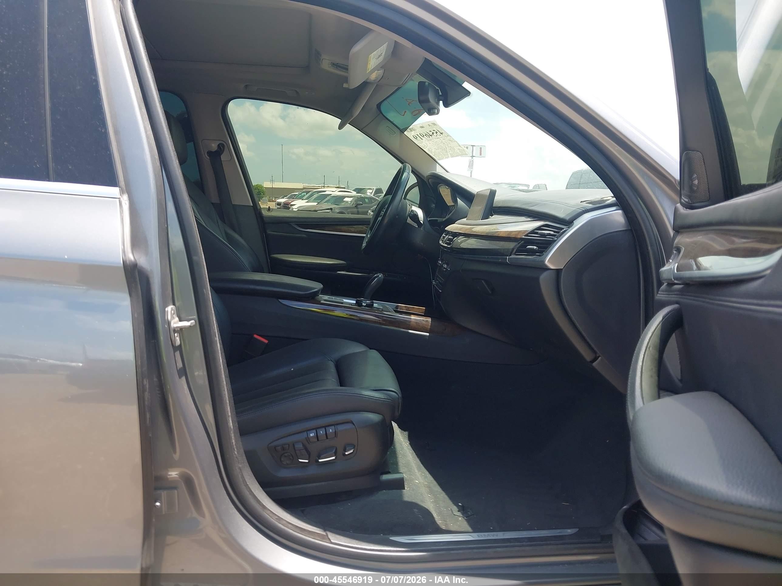 2015 BMW X5 XDRIVE50I