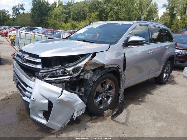 2017 TOYOTA HIGHLANDER LIMITED PLATINUM