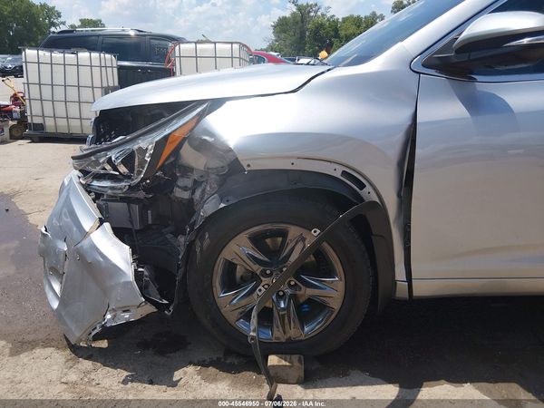 2017 TOYOTA HIGHLANDER LIMITED PLATINUM