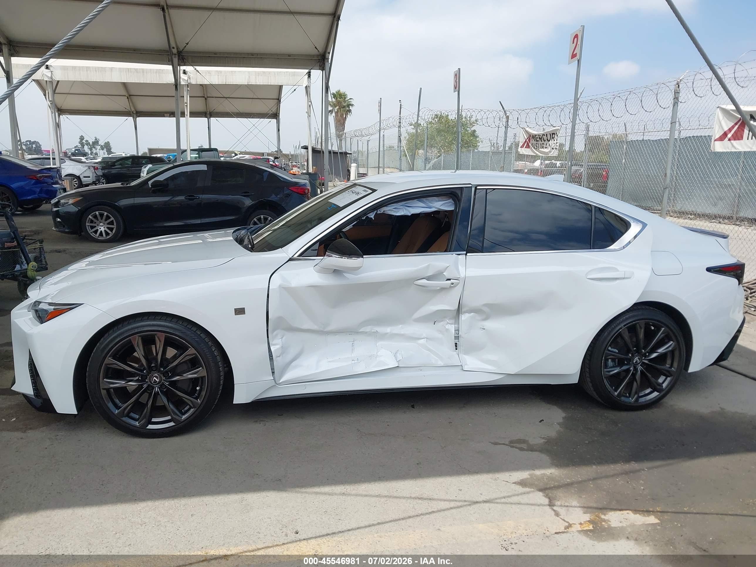 2025 LEXUS IS 300 F SPORT DESIGN
