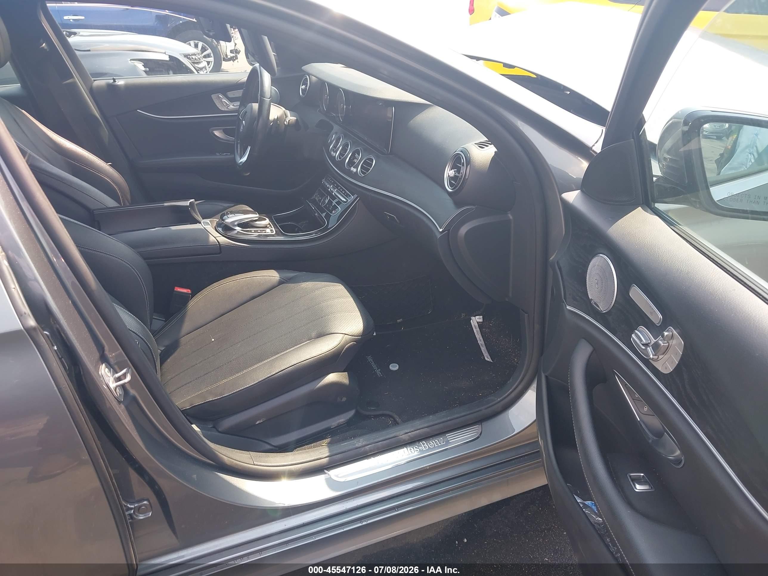 2017 MERCEDES-BENZ E 300 E300-4M