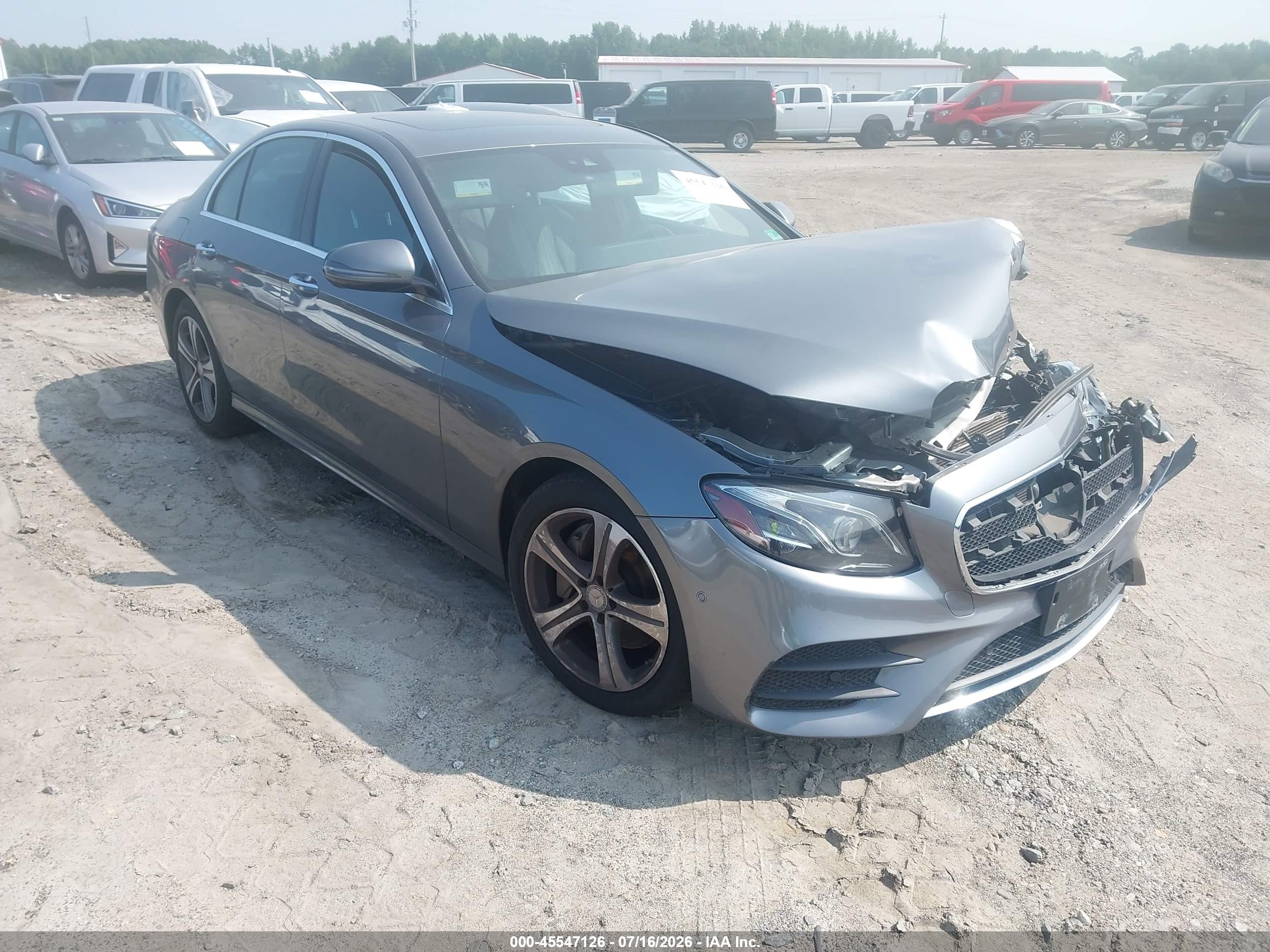 2017 MERCEDES-BENZ E 300 E300-4M