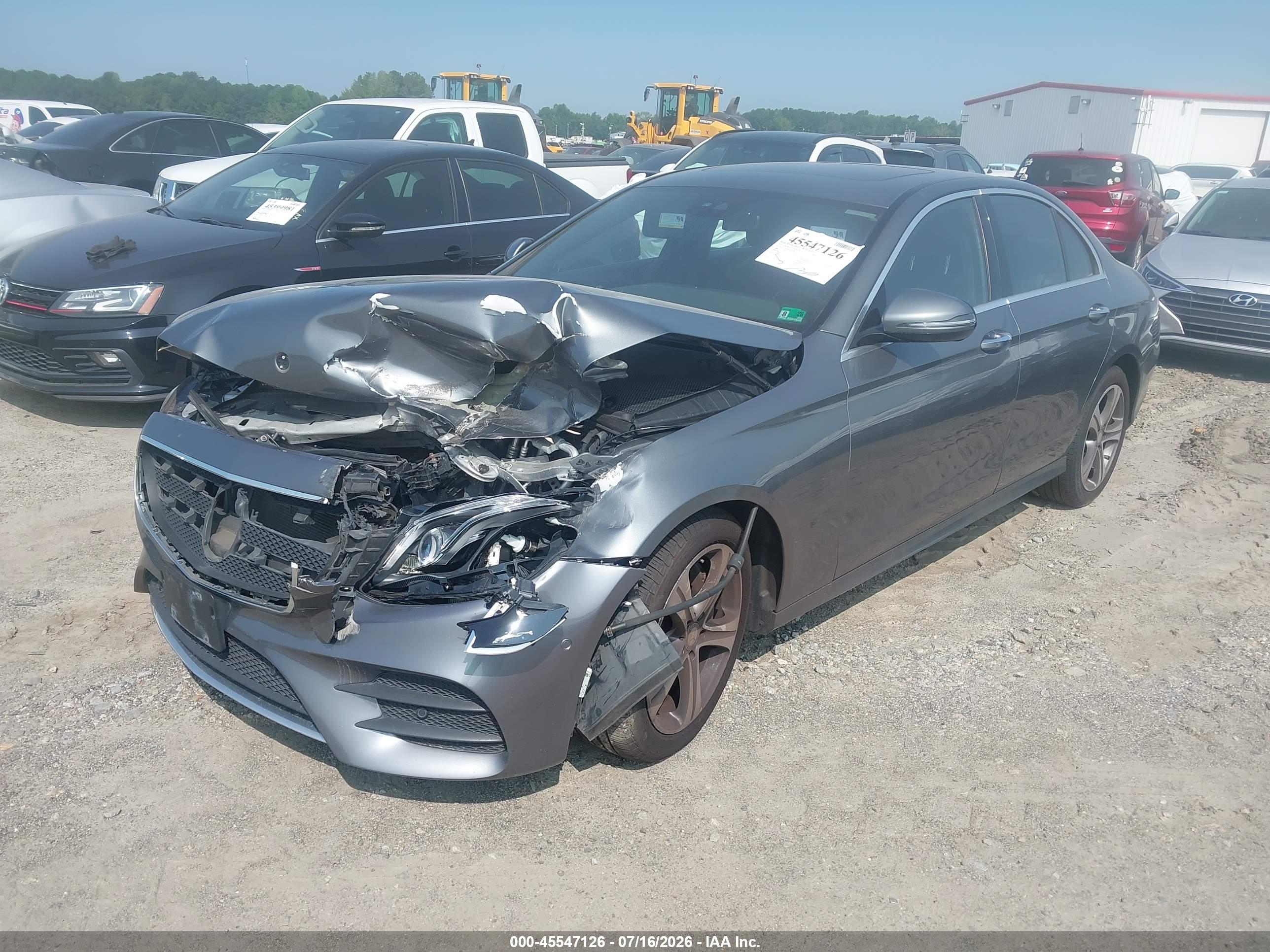 2017 MERCEDES-BENZ E 300 E300-4M